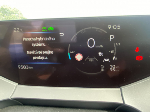 TOYOTA PRIUS PHEV